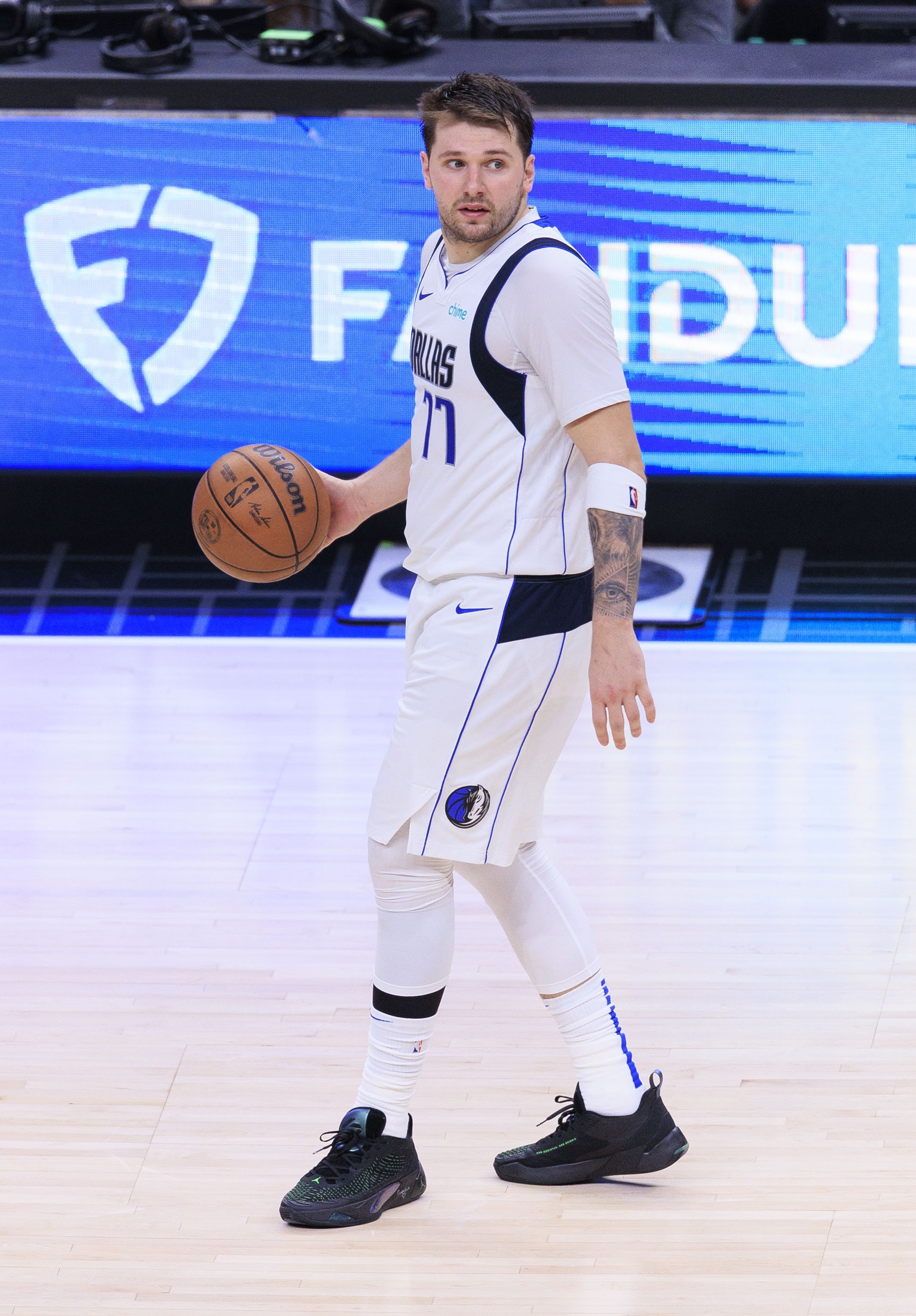 沃西:詹姆斯會帶盧卡訓練 他自己也會注重飲食 他明白自己的處境