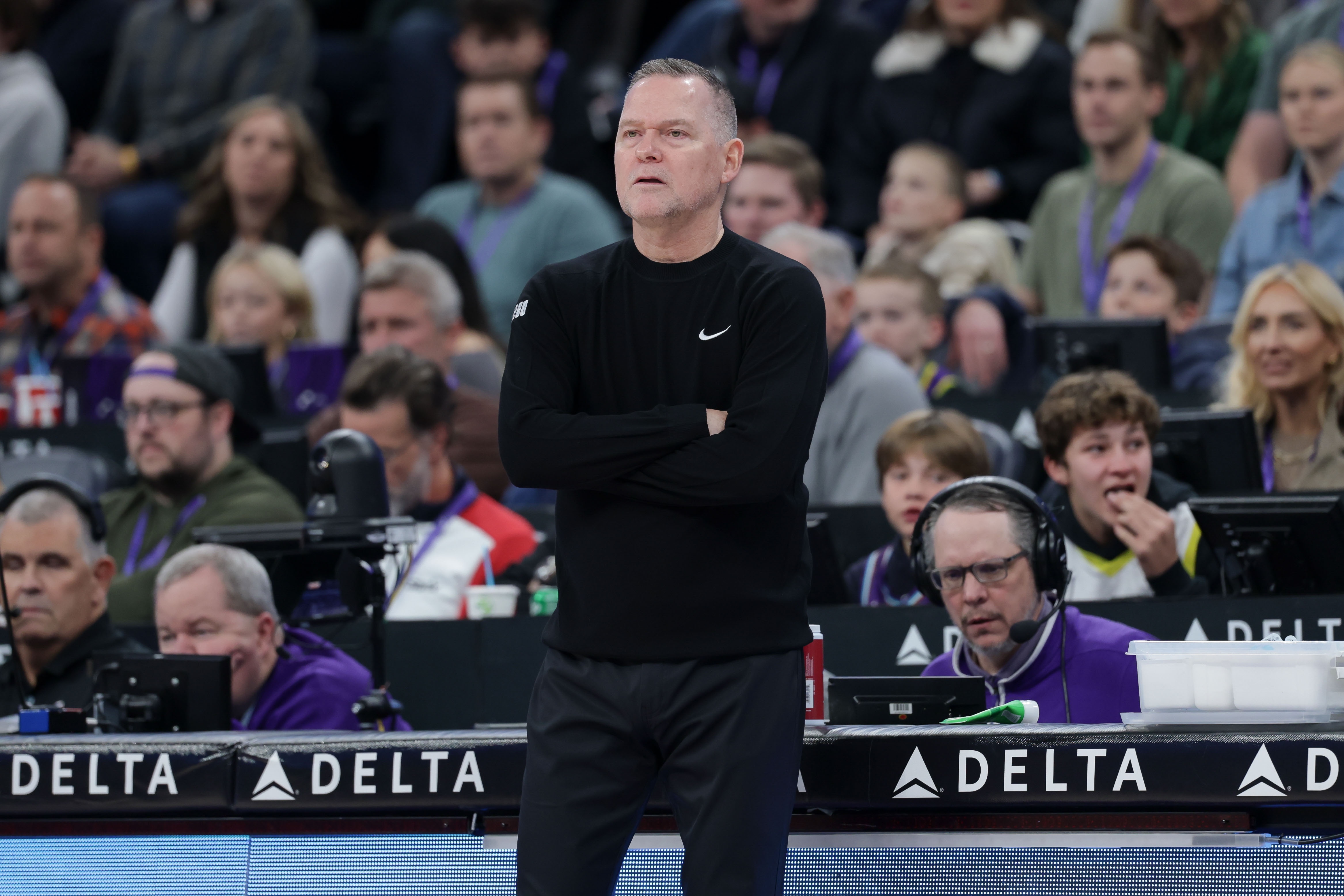 馬龍:本賽季最關(guān)注防守端的優(yōu)勢(shì) 本場(chǎng)限制對(duì)手90分很不錯(cuò)