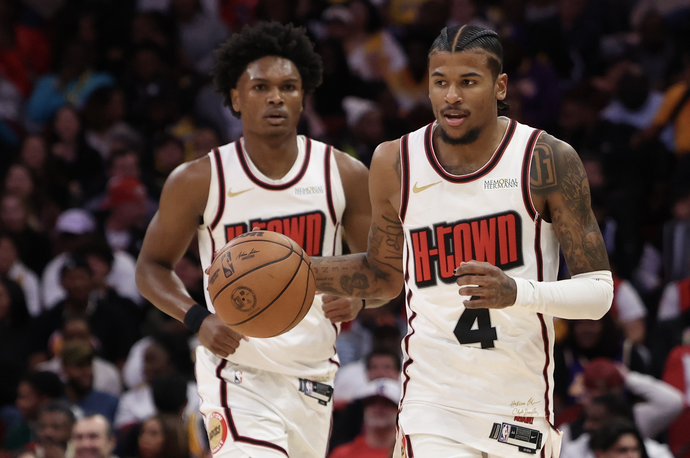 阿門-湯普森:感覺每次對手都會追分 我們清楚不能讓他們追上來