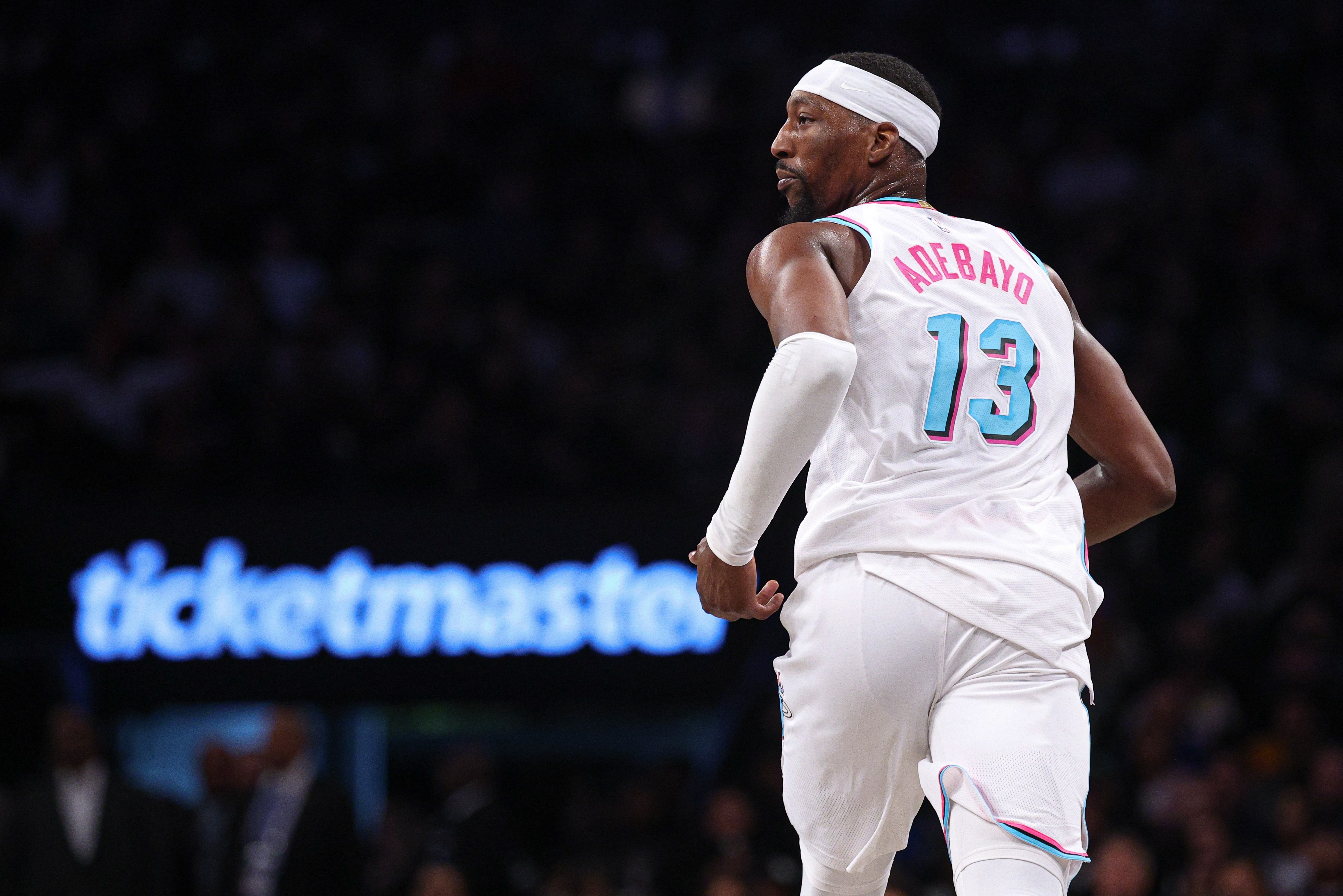 阿德巴約:新援們還在融入球隊 我們有聯盟最好的教練